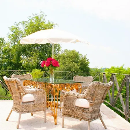 Ca Donzella Bed and Breakfast