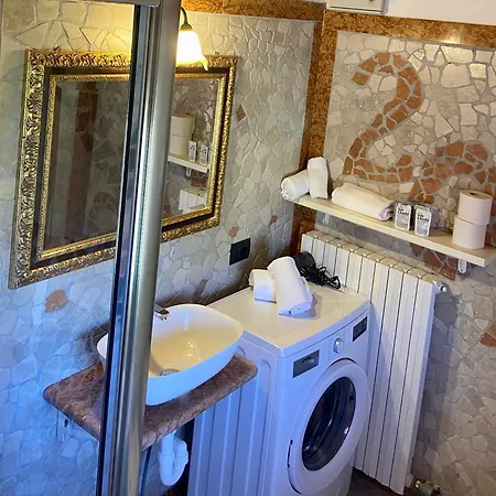 Ca Donzella Oda ve Kahvaltı 4*