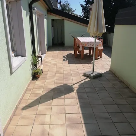 Ca Donzella Bed & Breakfast *
