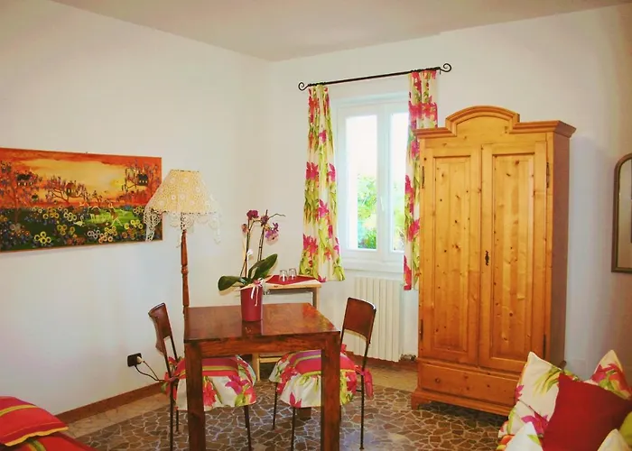 فندق مبيت وإفطار Ca Donzella