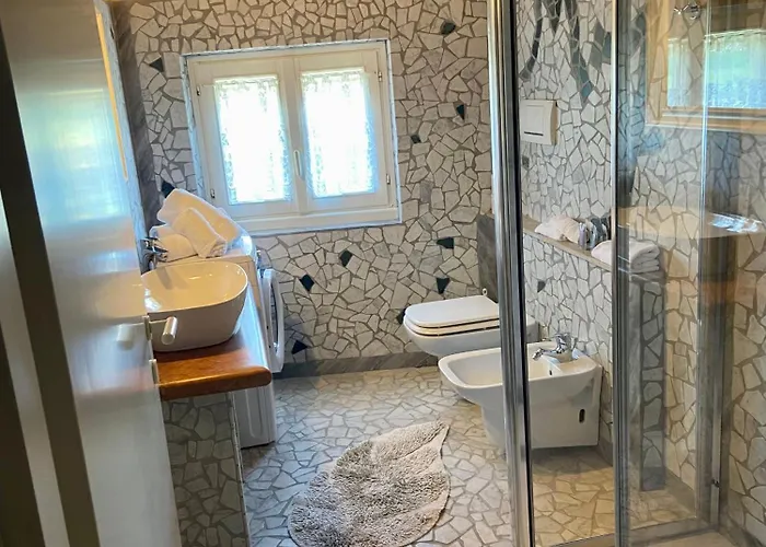 Ca Donzella فندق مبيت وإفطار 4*