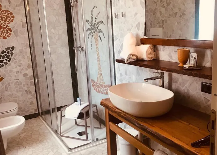 فندق مبيت وإفطار Ca Donzella لاتيزي