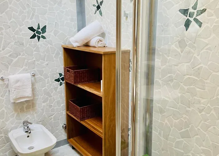 فندق مبيت وإفطار Ca Donzella لاتيزي